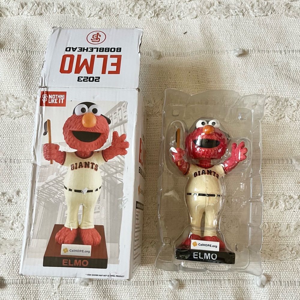 ELMO -SF Giants Sesame Street Elmo Bobblehead 7/30 2023 SGA Bobble San Francisco - Picture 2 of 7
